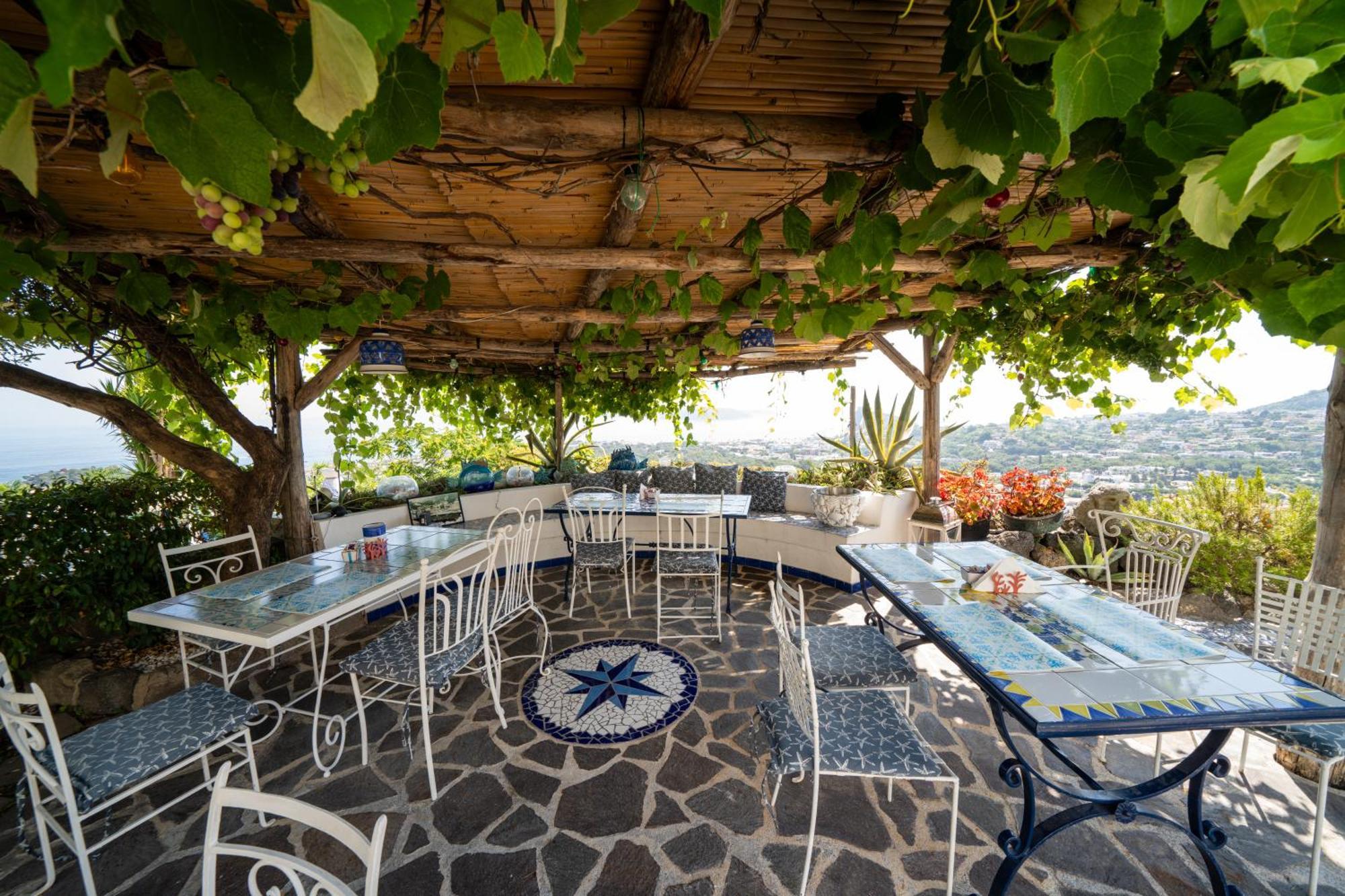 Relais Bijoux Ischia Bed & Breakfast Ngoại thất bức ảnh
