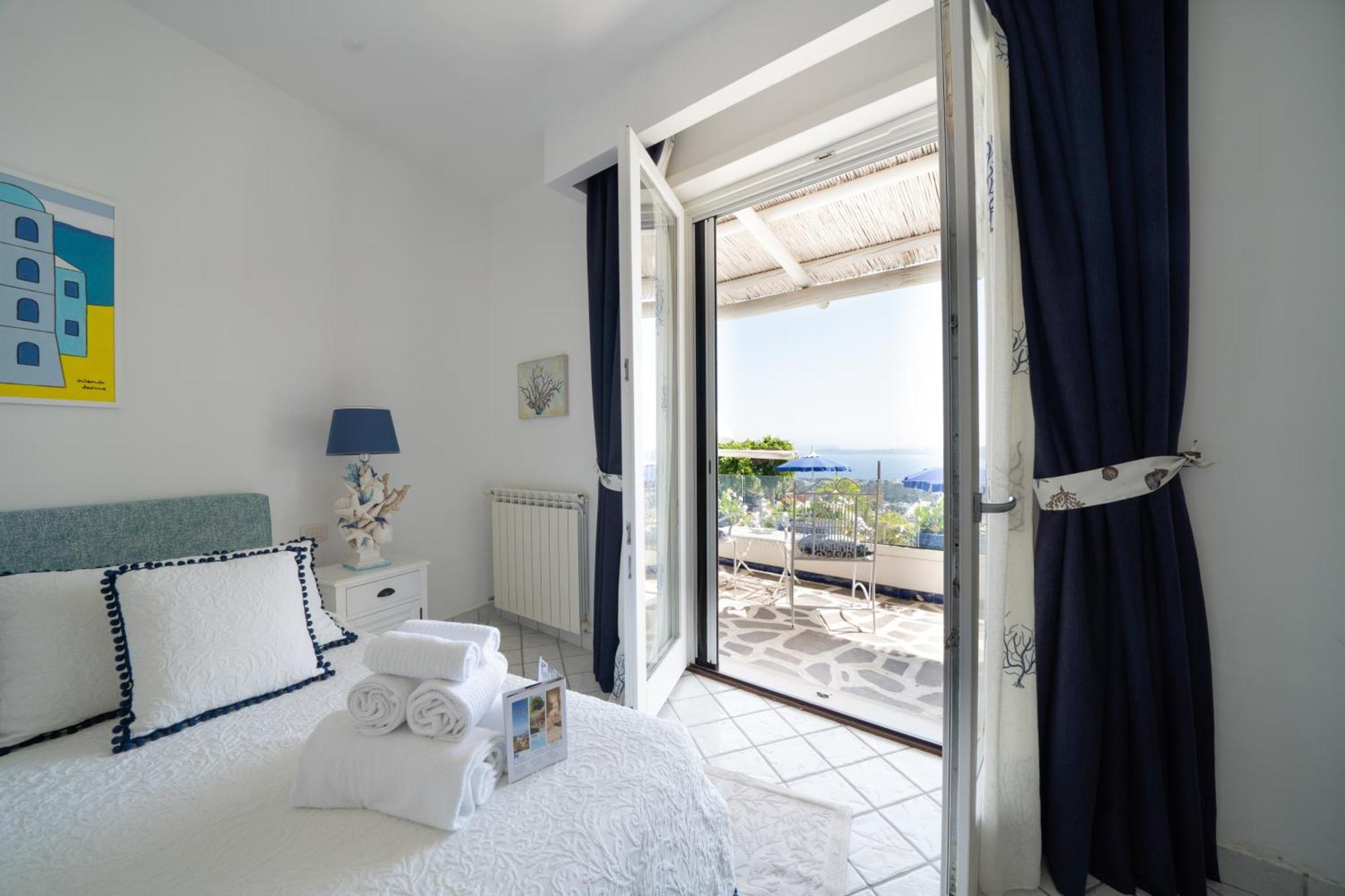 Relais Bijoux Ischia Bed & Breakfast Ngoại thất bức ảnh