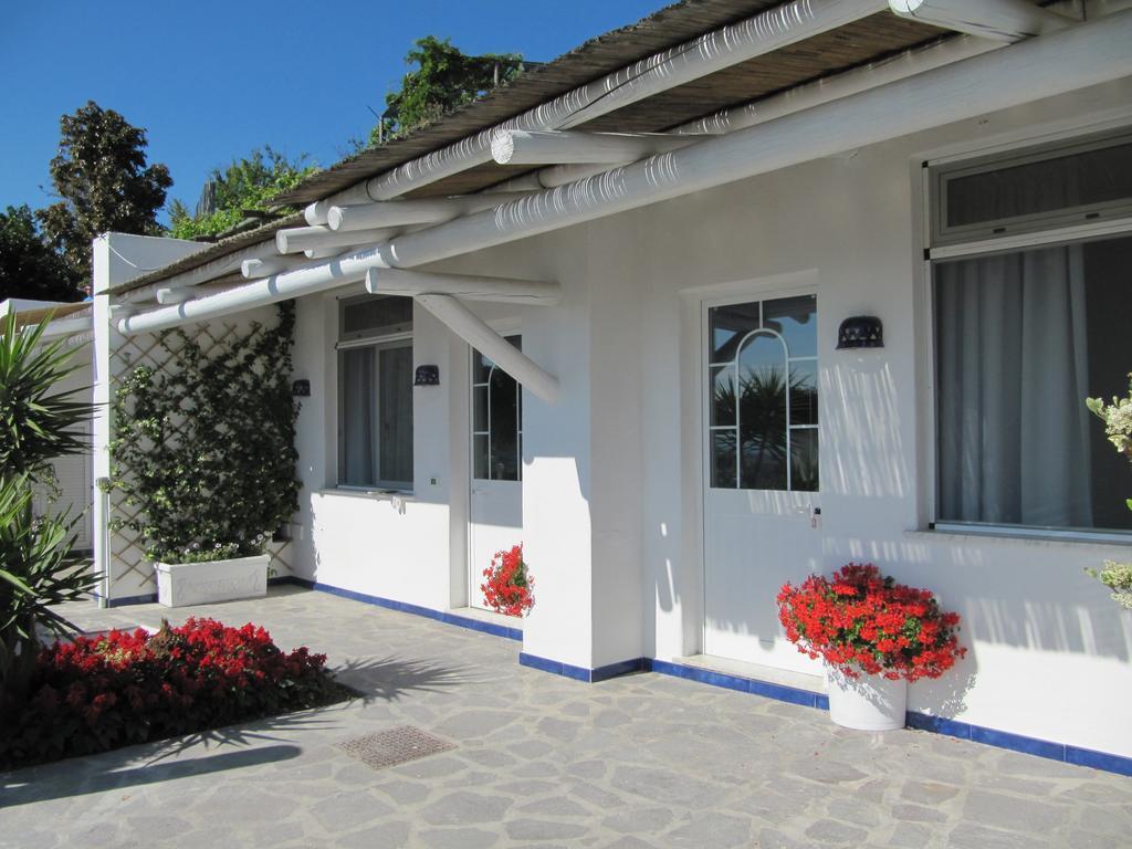 Relais Bijoux Ischia Bed & Breakfast Ngoại thất bức ảnh